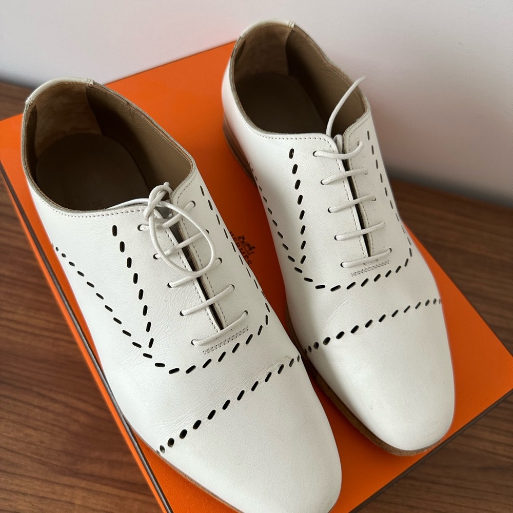 Hermes White Leather Women's Flats